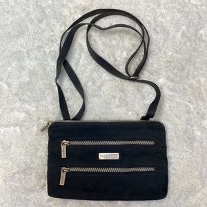 Baggallini Crossbody Three Zipper Small Messenger Bag Gray Organizer